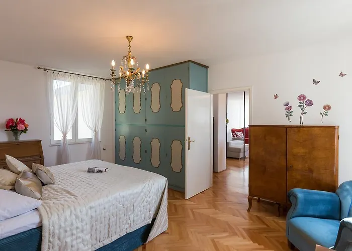 Love Affair Apartment